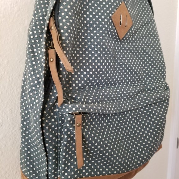 green and white polka dot backpack - Picture 7 of 10